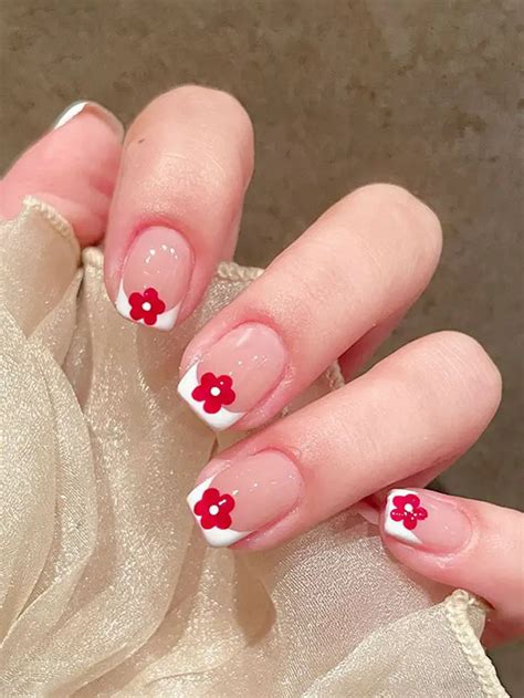 Easy And Trendy Red Nail Design Ideas Of That Grateful Soul