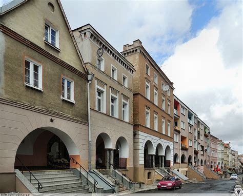 Pierzeja zachodnia pl Rynek Bolków zdjęcia