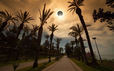 Eclipse Solaire Totale Du Avril Voici Les Images Impressionnantes