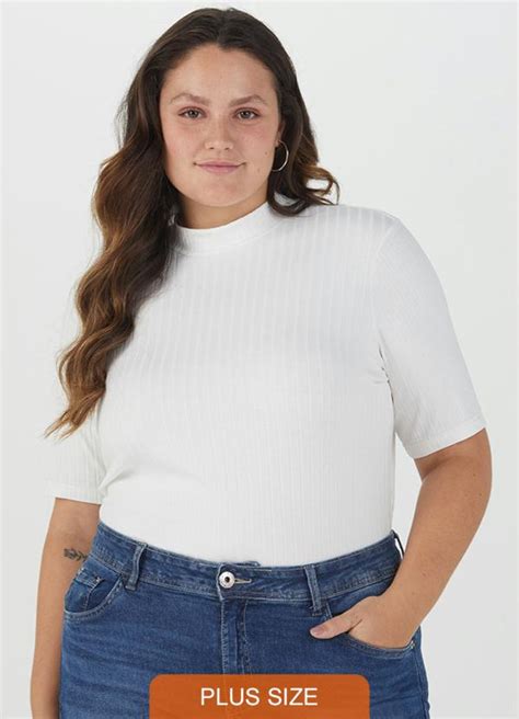 Blusa Viscose Canelada Plus Size Off White Malwee Adulto