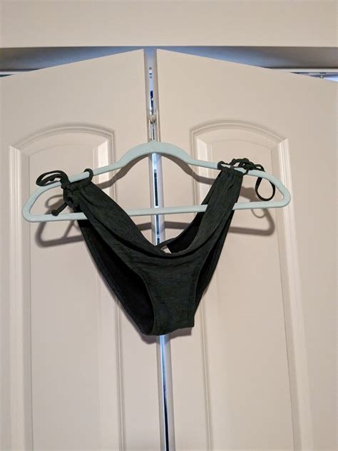 Kona Sol Green Bikini Swim Top And Bikini Bottoms Gem