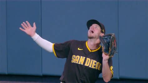 TFW You See Your Crush In A Bikini Mud Wrestling Tournament R Padres