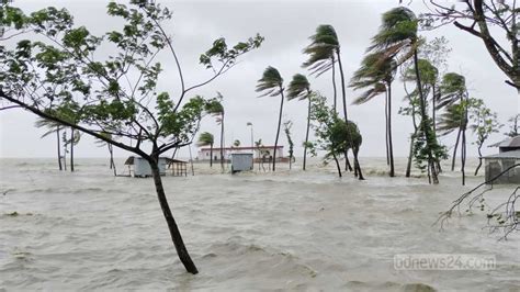 Two Dead As Cyclone Remal Batters Bangladesh Coasts With Devastat