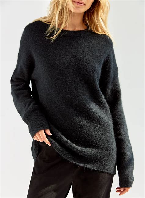 The Group By Babaton Thurlow Sweater Aritzia Ca