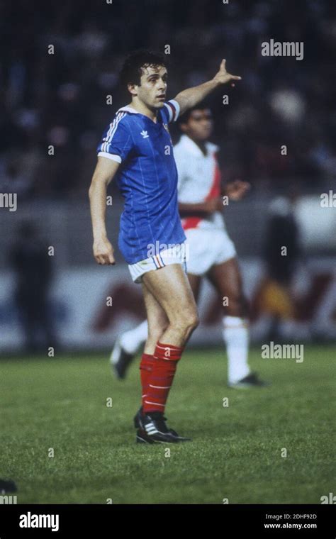 Michel Platini 1982 Hi Res Stock Photography And Images Alamy