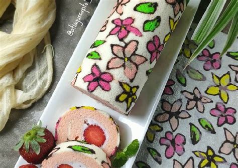 Resep Roll Cake Strawberry 612 Oleh Ati Agus Sapto Mom S Firza