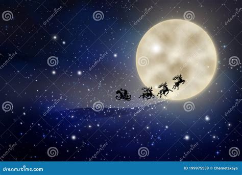 Magic Christmas Eve Santa With Reindeers Flying In Sky On Full Moon Night Stock Illustration