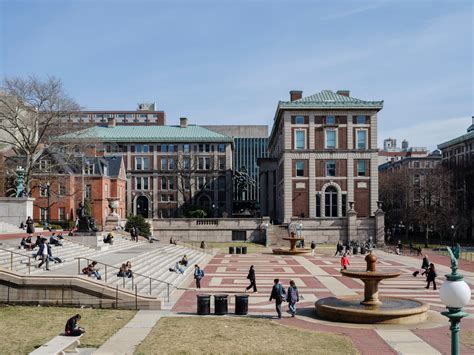 D.H.S. Agents Search Two Dorm Rooms at Columbia University - The New