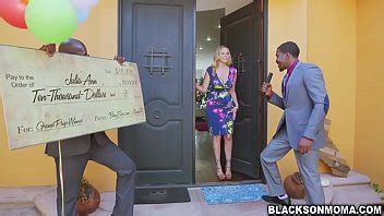 La Cachonda Julia Ann Lo Quiere Grande Y Duro Xvideos