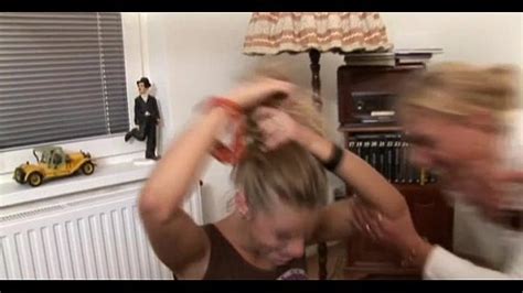 Epouse Salope Aime Le Fisting Hardcore V2Q