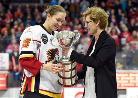 High Hockey Iq And Hard Work How Brianne Jenner Became A Leader In Canadian Womens Hockey