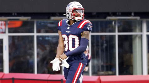 Did Kayshon Boutte just seal a spot on Patriots' 53-man roster? - Yahoo Sports