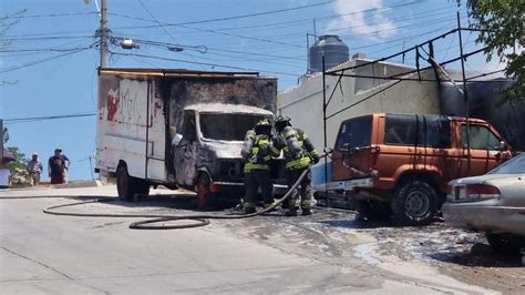 Arde Taller Mec Nico Y Dos Autos En Colonia Lealtad Ii La Estaci N De Ncg