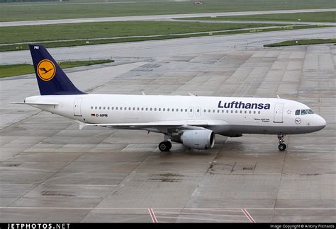 D AIPM Airbus A320 211 Lufthansa Antony Richards JetPhotos