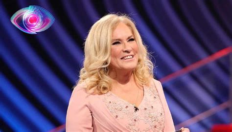 Teresa Guilherme regressa aos palcos Monólogos da Vagina