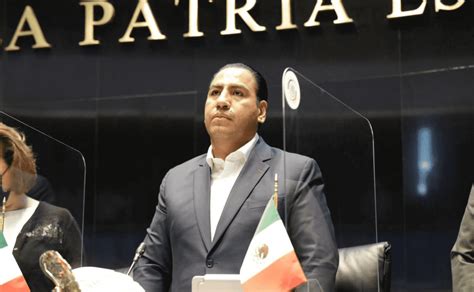 Senadores demandan frenar fake news desestabilizan a México