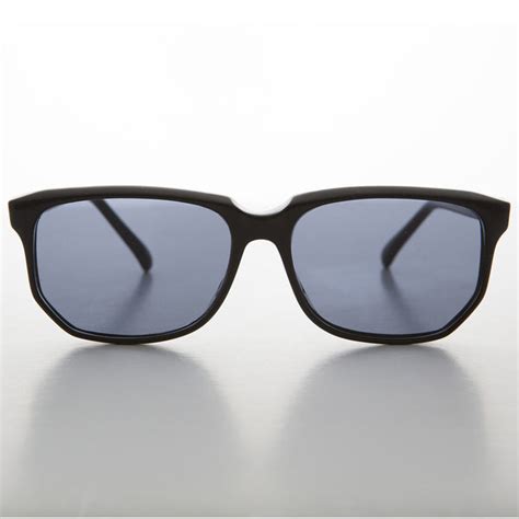 Grunge Square Edgy Vintage Sunglasses Bishop Sunglass Museum