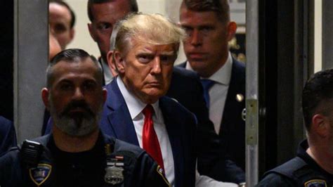 In Pictures Donald Trump Inside The Courtroom Bbc News