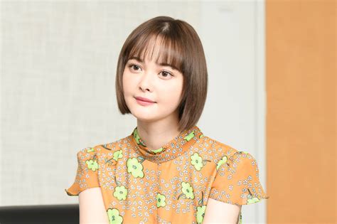 女優？モデル？歌手？玉城ティナが極めたい〇〇道とは 読みテレ｜読んで楽しいテレビの話