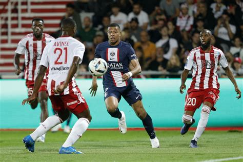 PSG cumple el trámite y vence al Ajaccio Mbappé hace doblete TUDN