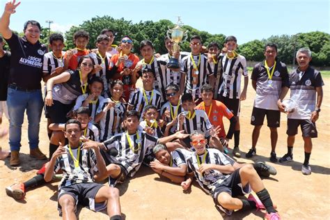 S O Raimundo Vence A Pulga Por A E Conquista T Tulo Do Campeonato