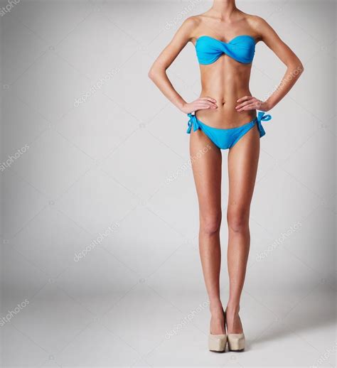 Fit model body Stock Photo by ©shmeljov 67318921