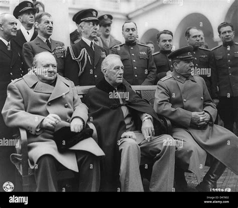 Churchill roosevelt stalin hi-res stock photography and images - Alamy