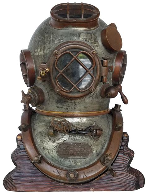 Schrader Ww Ii U S Navy Mk V Diving Helmet Land And Sea Collection