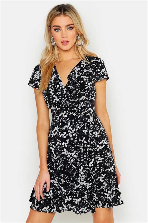 Womens Woven Ditsy Floral Tea Dress Boohoo Uk