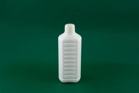 Screw Cap 500 Ml Ribbed HDPE Bottle Use For Storage Chemical At Rs 15