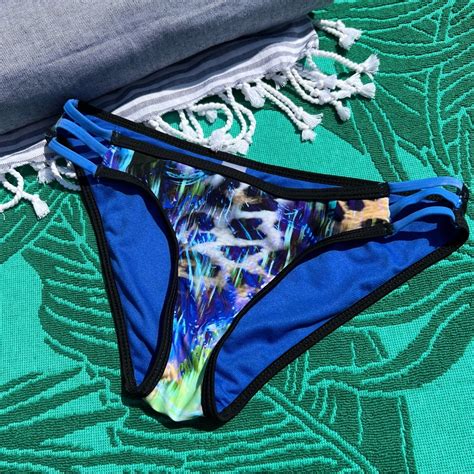 Tinibikini Blue Abstract Bikini Swim Bottom Nwot Gem