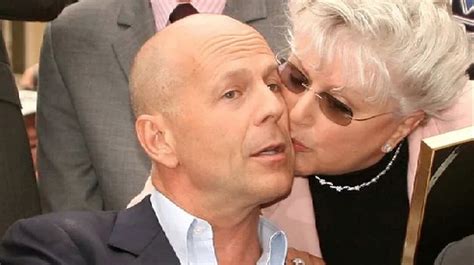 Bruce Willis no reconoce a su madre Cada vez empeora más su salud