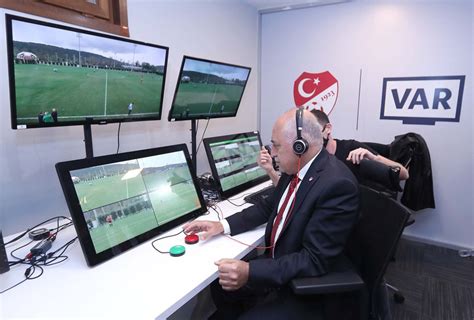 Türk futbolunda yeni dönem Mehmet Büyükekşi açıkladı VAR kayıtları