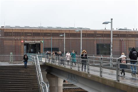 Neue Fu G Ngerbr Cke Am S U Bf Warschauer Stra E S Bahn Berlin Gmbh