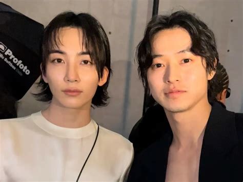 俳優山崎賢人、「seventeen」ジョンハンとのツーショットを公開パリで再会 Wowkorea（ワウコリア）