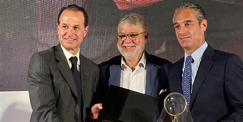 Fundación Carlos Slim recibe el Premio de la Alianza Médica para la