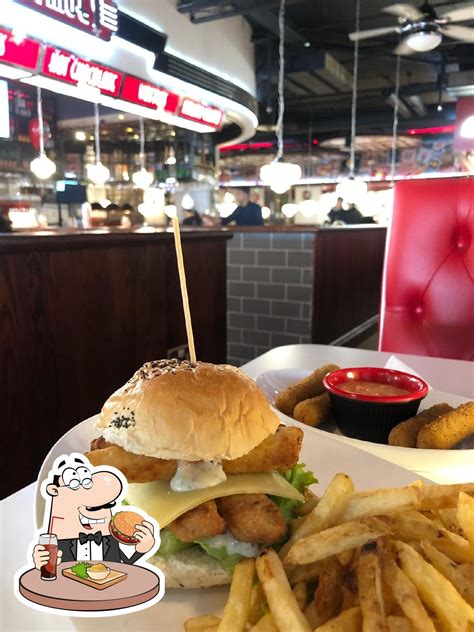 Big Moe's Diner, Unit 96, Level 2 London designer outlet, Wembley Park