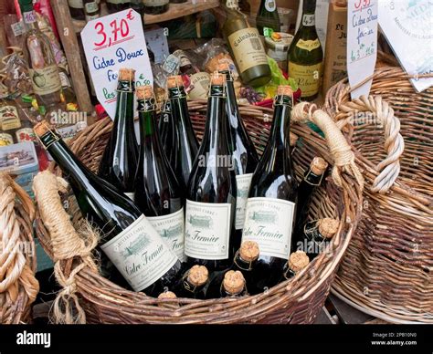 Bottles Of Local Cider For Sale Hi Res Stock Photography And Images Alamy