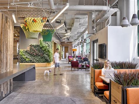 A Tour Of Etsys Super Cool Brooklyn Headquarters Officelovin