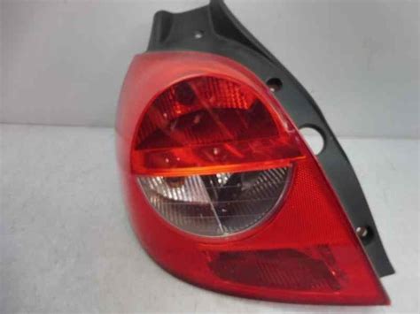 Luz Trasera Principal Izquierda Luces Renault Clio Iii Authentique