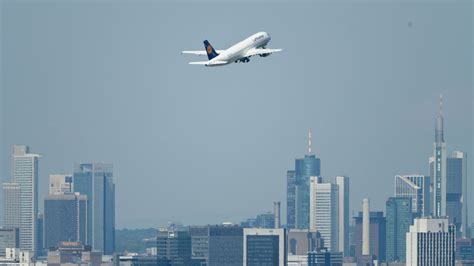 Gaza Konflikt Lufthansa streicht alle Flüge nach Tel Aviv manager