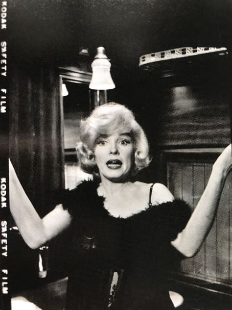 Marilyn On The Set Of Some Like It Hot 1958 Marilyn Monroe Photos Marylin Monroe Mitzi