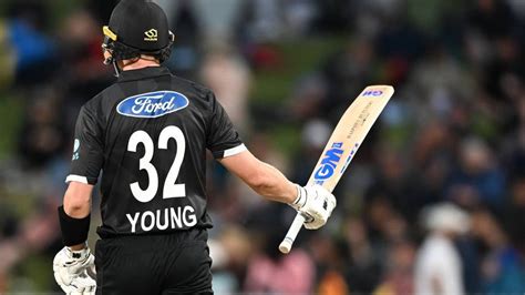 Black Caps v Pakistan: Will Young makes first move in Cricket World Cup ...