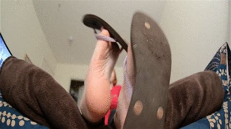 Amateur Soles Giantess And Footjobs Rei Fresh Faced Sheer Socked Soles MOV