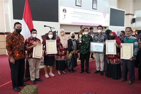 Luwu Timur Terima Penghargaan Stbm Award Dan Kabupaten Sehat