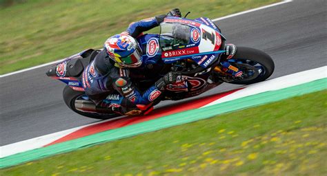 WorldSBK Razgatlioglu Leads Tight FP1 At Donington Park Roadracing