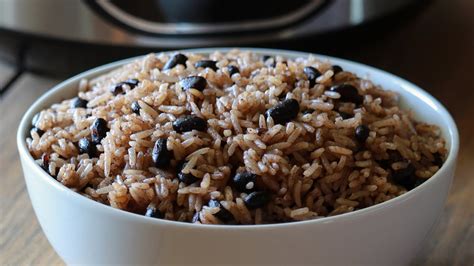 Rice And Beans With Coconut Milk In Rice Cooker Youtube