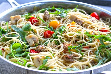 Capellini Met Gehakt Paddenstoelen En Minitomaten Jeroen Meus