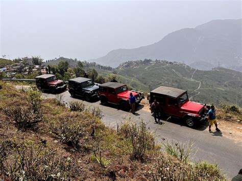 Mitsubishi Pajero And Mahindra Thars Off Roading Trip To Sandakphu