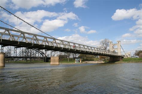 Le pont suspendu Ponts Waco Texas États Unis Routard